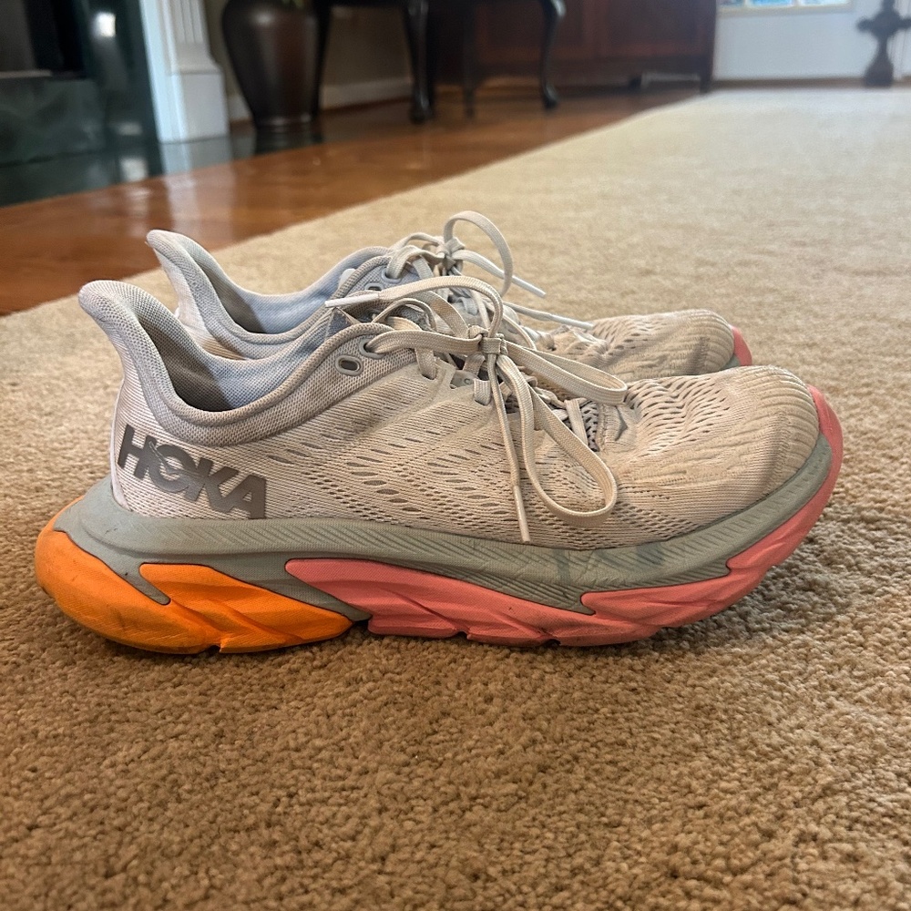Hoka Clifton Edge Nimbus